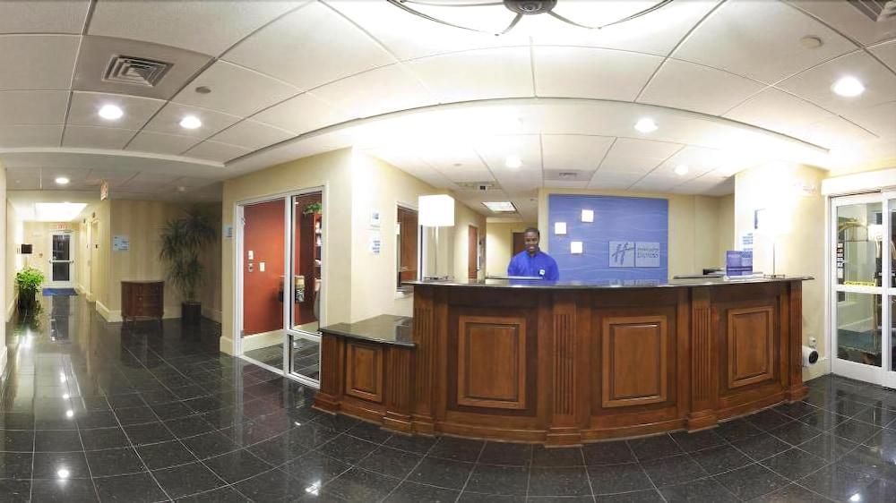 Comfort Suites Near Birkdale Village- Huntersville Interior foto