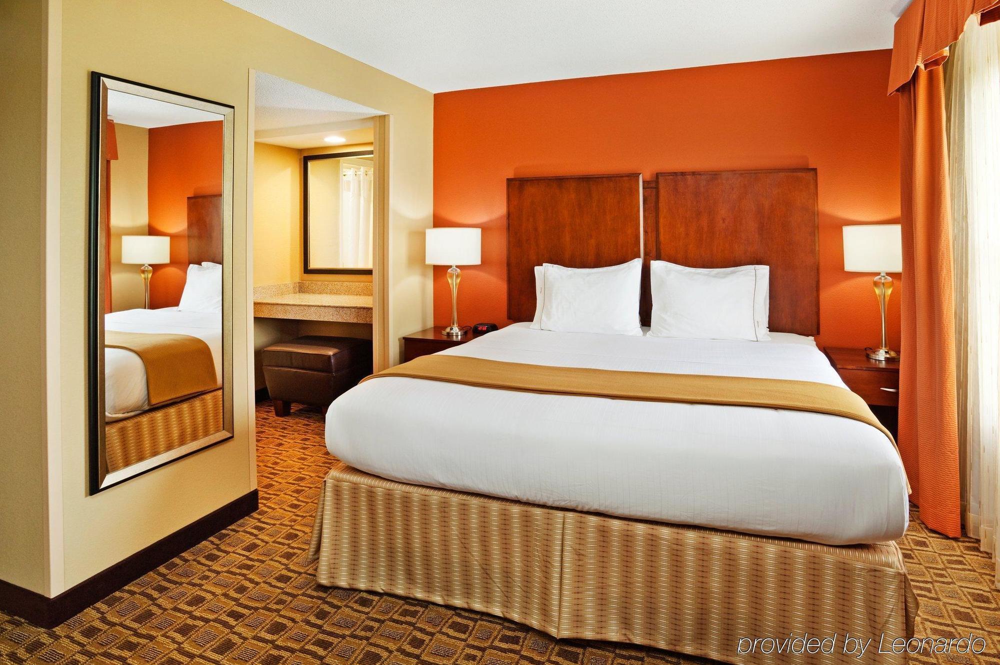 Comfort Suites Near Birkdale Village- Huntersville Quarto foto